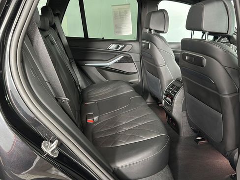 Used 2025 BMW X5 xDrive40i w/ Executive Package AWD/4WD image 28