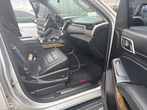 Used 2016 GMC Yukon Denali w/ Open Road Package AWD/4WD image 20