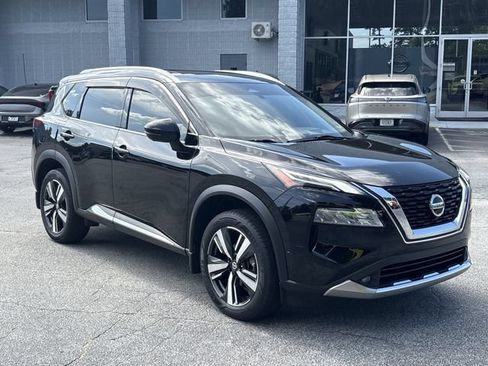 Used 2021 Nissan Rogue Platinum FWD image 28