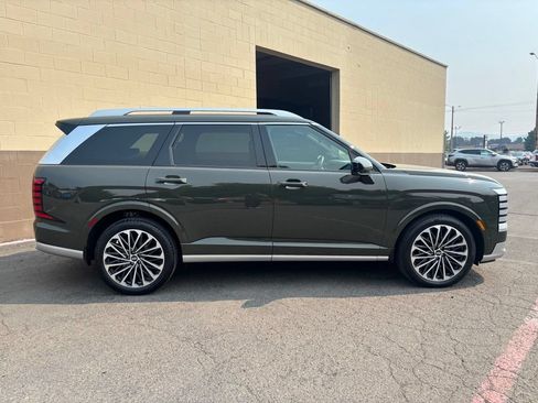 Certified 2026 Hyundai Palisade Calligraphy AWD/4WD image 3