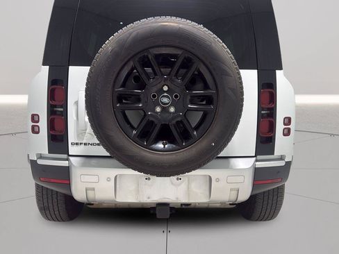 Used 2024 Land Rover Defender 110 S AWD/4WD image 31