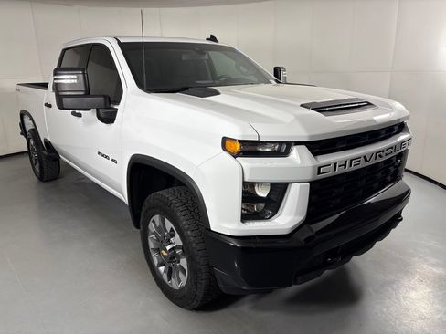Certified 2023 Chevrolet Silverado 2500 Custom w/ Custom Value Package AWD/4WD image 2