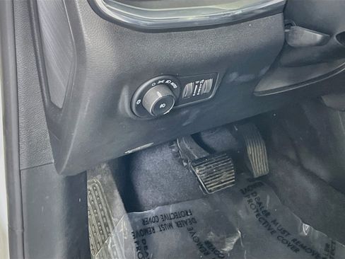 Used 2022 Jeep Compass High Altitude AWD/4WD image 10