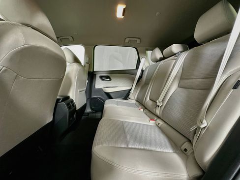 Used 2023 Nissan Rogue SV FWD image 27