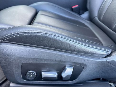 Used 2023 BMW M440i Coupe w/ Premium Package image 15