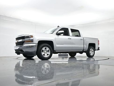 Used 2018 Chevrolet Silverado 1500 LT RWD image 39