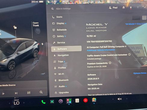 Used 2024 Tesla Model Y Long Range AWD/4WD image 18