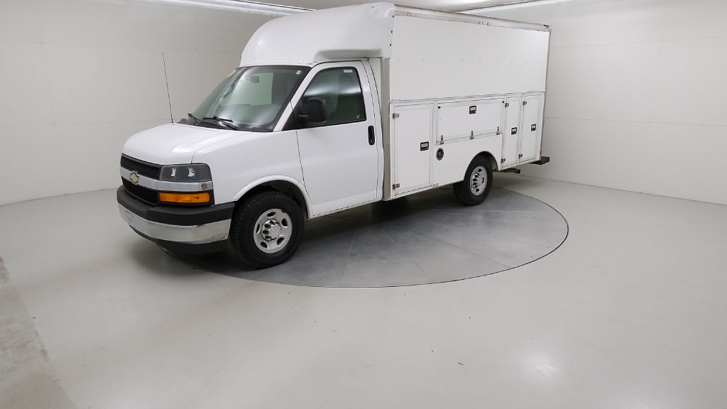 Used 2019 Chevrolet Express 3500 w/ Power Convenience Package RWD image 24