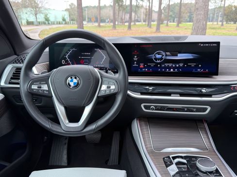 Certified 2024 BMW X5 xDrive40i w/ Parking Assistance Package image 3