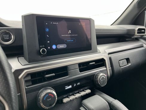 Used 2025 Toyota 4Runner SR5 image 21