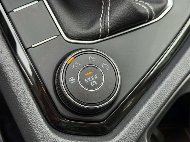 Certified 2023 Volkswagen Taos S AWD/4WD image 31