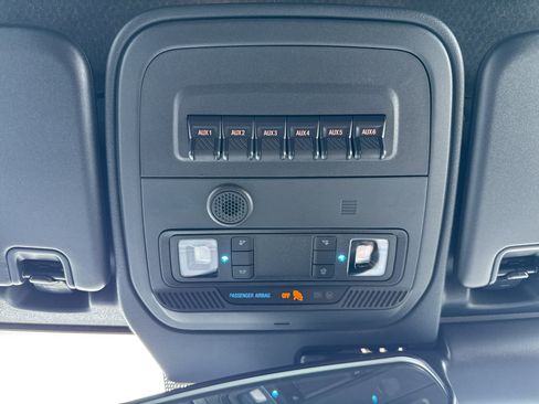 New 2025 Ford Bronco Big Bend w/ Black Diamond Package image 27