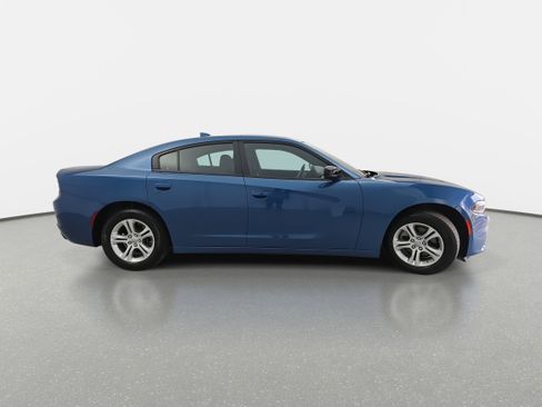 Used 2023 Dodge Charger SXT w/ Cold Weather Package image 4