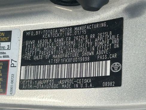 Used 2015 Toyota Camry image 34