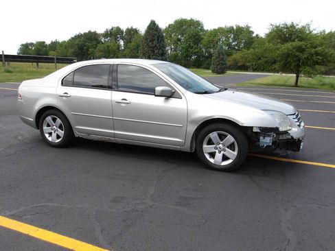 Used 2008 Ford Fusion SE FWD image 8