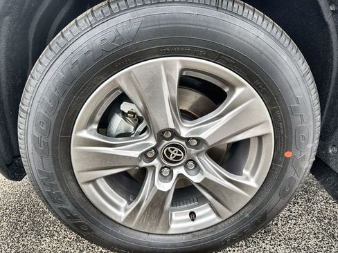 New 2025 Toyota RAV4 XLE image 20