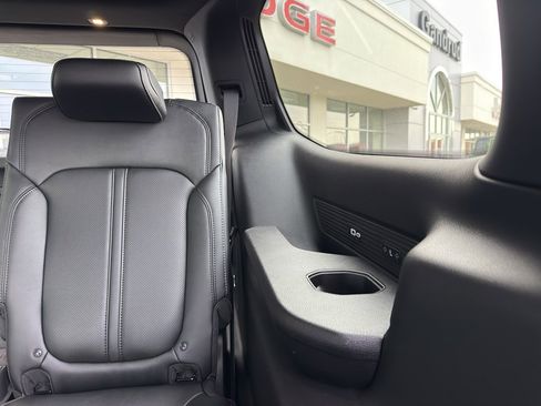 New 2026 Jeep Grand Wagoneer Limited image 36