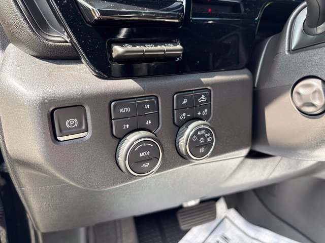 Used 2024 Chevrolet Silverado 1500 ZR2 w/ Technology Package AWD/4WD image 19
