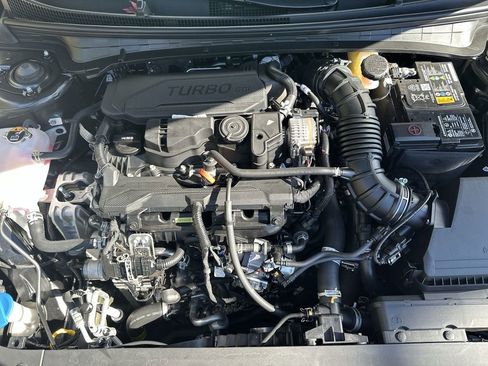 New 2025 Kia K4 GT-Line Turbo image 18