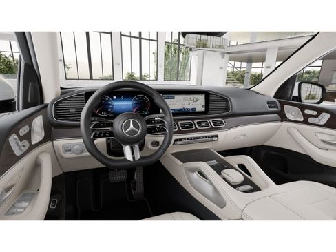 New 2026 Mercedes-Benz GLS 450 4MATIC image 4