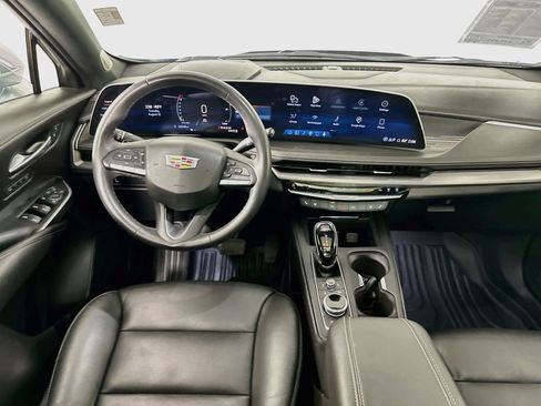 Used 2024 Cadillac XT4 Premium Luxury w/ Technology Package AWD/4WD image 25