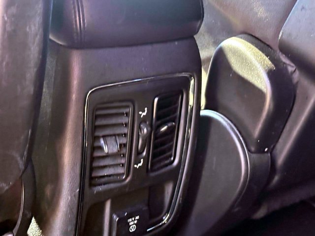 Certified 2020 Jeep Grand Cherokee Laredo w/ Security & Convenience Group AWD/4WD image 13