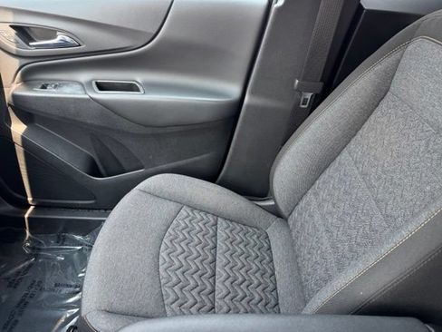 Certified 2022 Chevrolet Equinox LT w/ LPO, Floor Liner Package AWD/4WD image 25