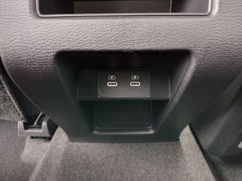 New 2026 Mitsubishi Outlander AWD image 28