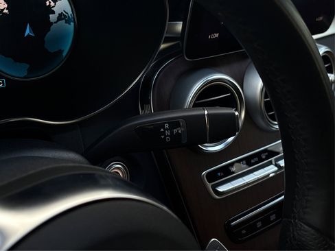 Used 2023 Mercedes-Benz GLC 300 4MATIC Coupe image 29