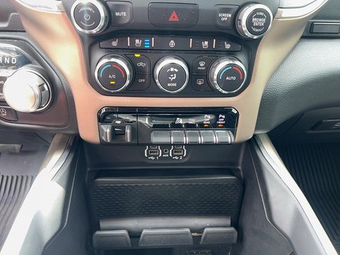 Used 2021 RAM 1500 Laramie AWD/4WD image 20