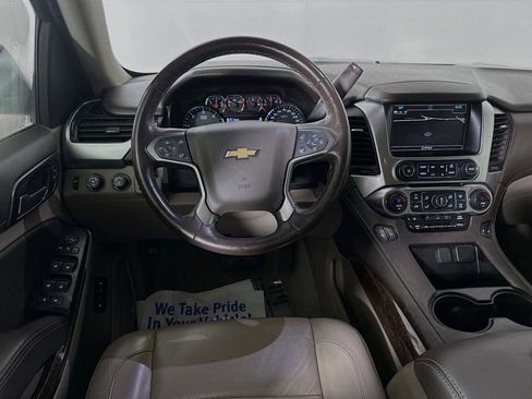Used 2019 Chevrolet Tahoe LT w/ LT Signature Package image 22