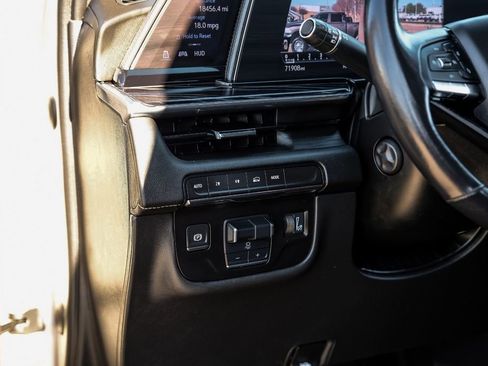 Used 2021 Cadillac Escalade ESV Sport image 26