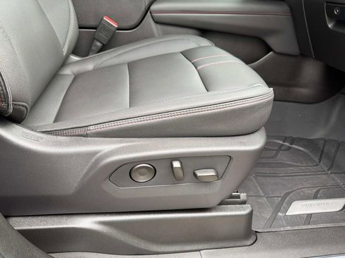 New 2026 Chevrolet Suburban RST AWD/4WD image 41