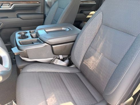 Used 2024 GMC Sierra 1500 Elevation w/ X31 Off-Road Package AWD/4WD image 17