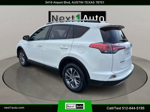 Used 2018 Toyota RAV4 XLE image 14