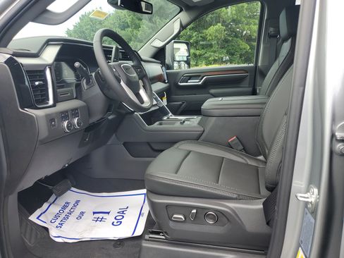 New 2025 GMC Sierra 2500 Denali image 18
