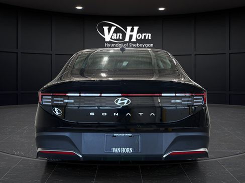 New 2026 Hyundai Sonata SE FWD image 6