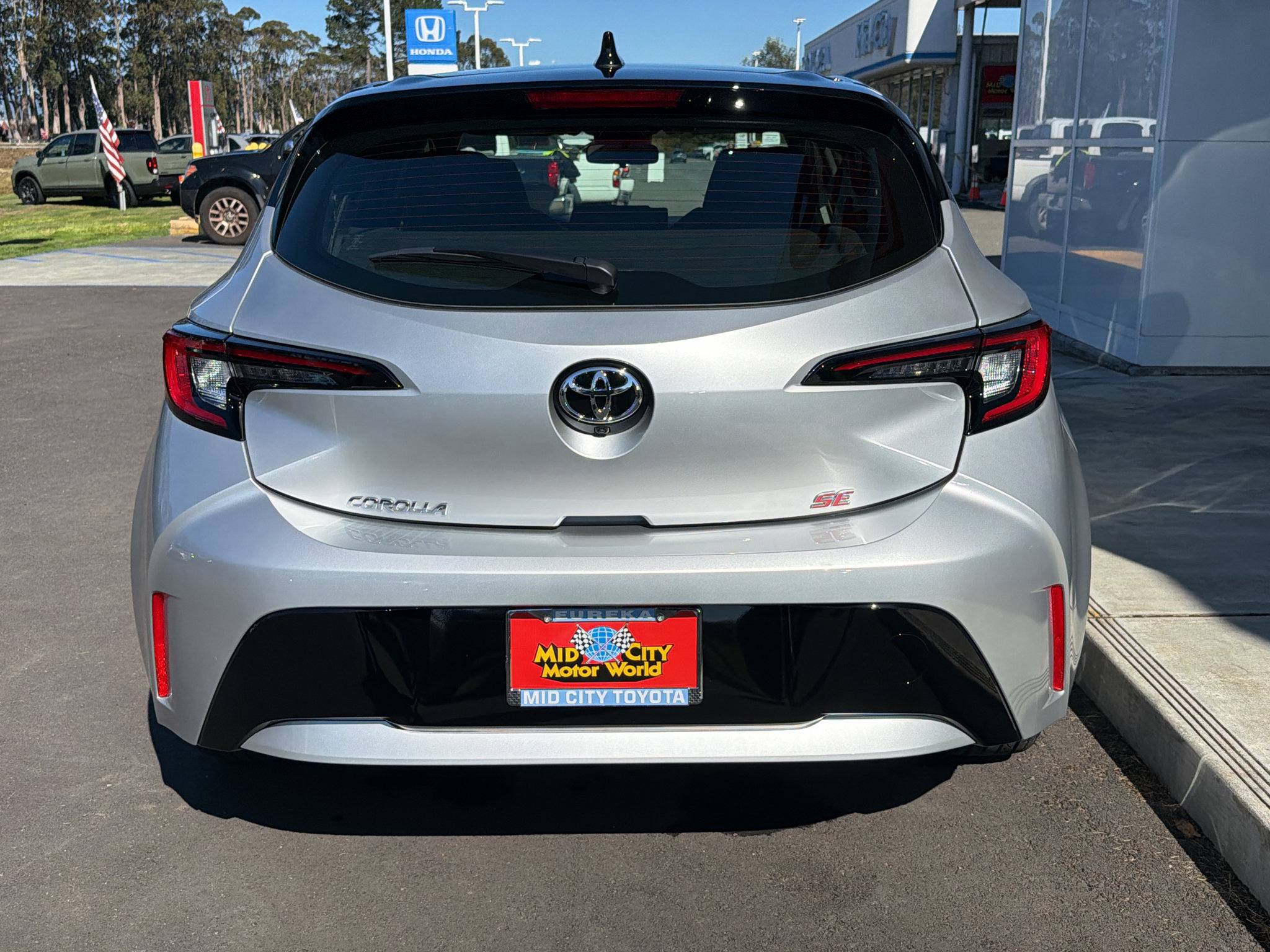 New 2027 Toyota Corolla SE FWD image 4