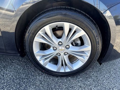 Used 2014 Chevrolet Impala LT FWD image 25