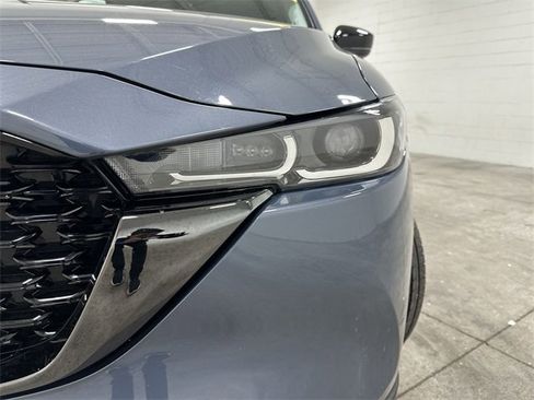 Used 2024 MAZDA CX-5 Carbon Edition image 11