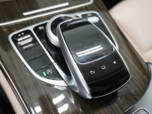 Used 2016 Mercedes-Benz C 300 4MATIC Sedan image 19