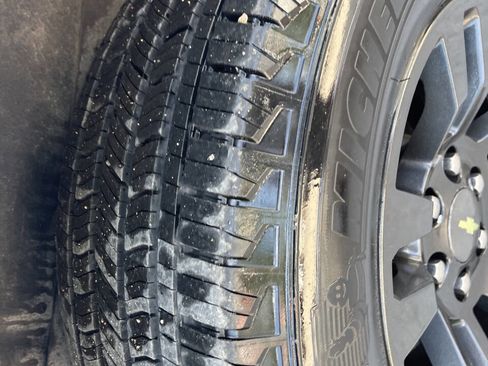 Used 2012 Chevrolet Express 1500 image 27