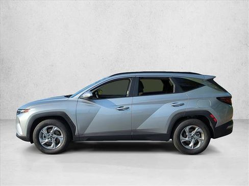 Used 2024 Hyundai Tucson SEL FWD image 8