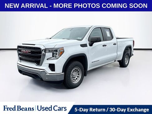 Used 2020 GMC Sierra 1500 Base w/ Sierra Value Package image 3