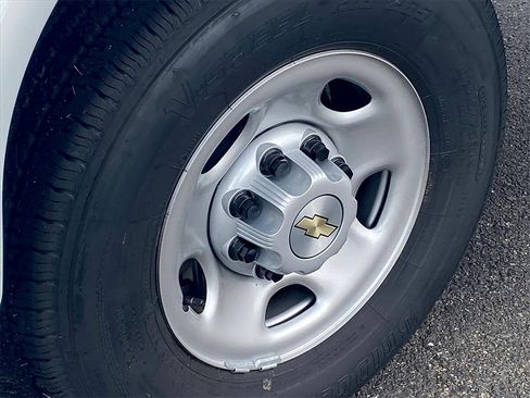 New 2025 Chevrolet Express 3500 w/ Power Convenience Package image 14