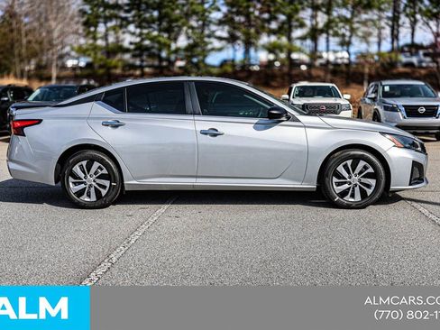 Certified 2025 Nissan Altima 2.5 S FWD image 11