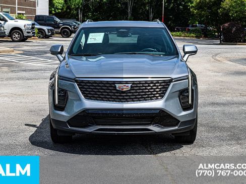 Used 2024 Cadillac XT4 Premium Luxury FWD image 10