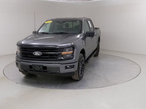 Used 2025 Ford F150 XLT w/ Equipment Group 302A MID AWD/4WD image 9