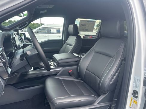 New 2025 Ford F150 Lariat w/ Equipment Group 501A Mid image 17