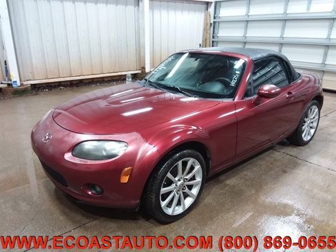 Used 2006 MAZDA MX-5 Miata Sport image 4